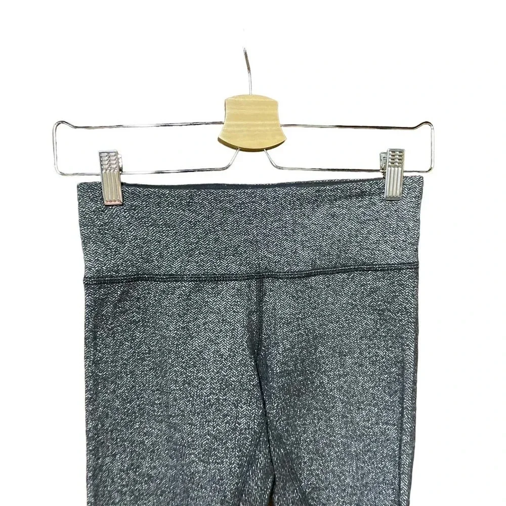 Lululemon Wunder Under Crop‎ Herringbone Black / Black Size 4